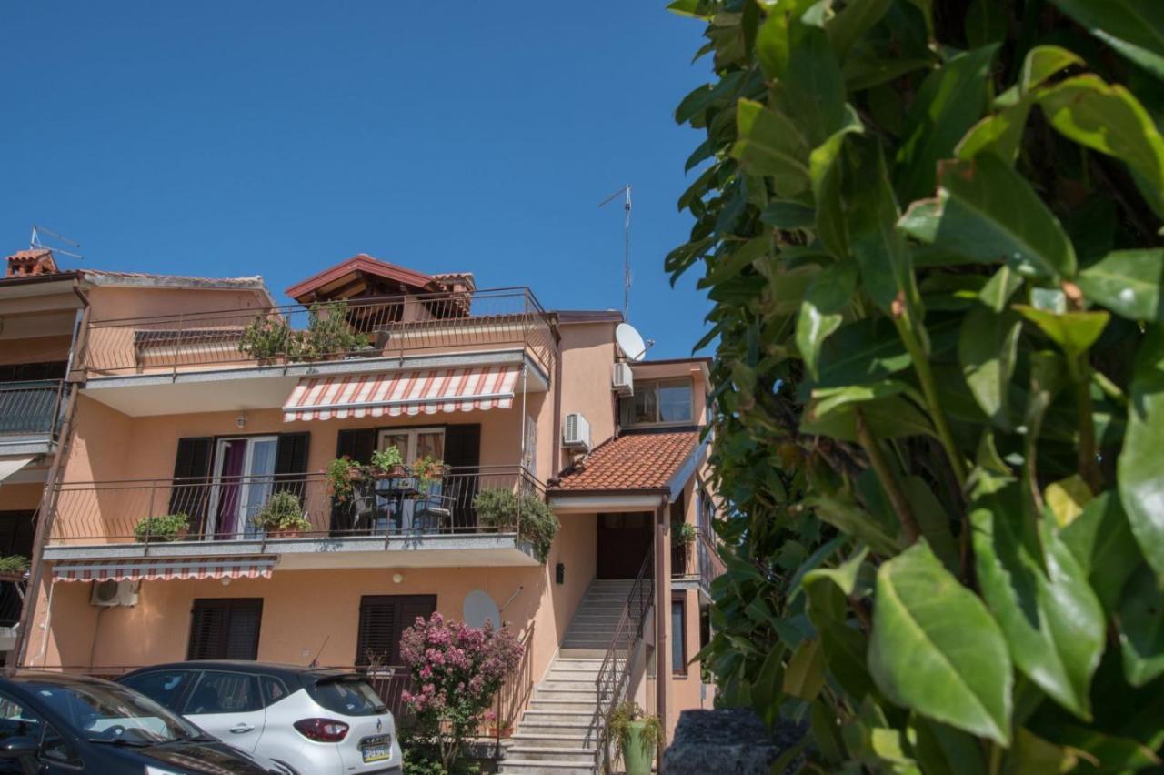 Apartment Gaudeamus Umag Exteriör bild